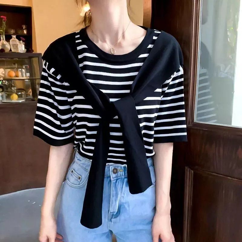 HF-TSTBS03: women's summer loose stripes short sleeve t-shirt with biult-in scarf